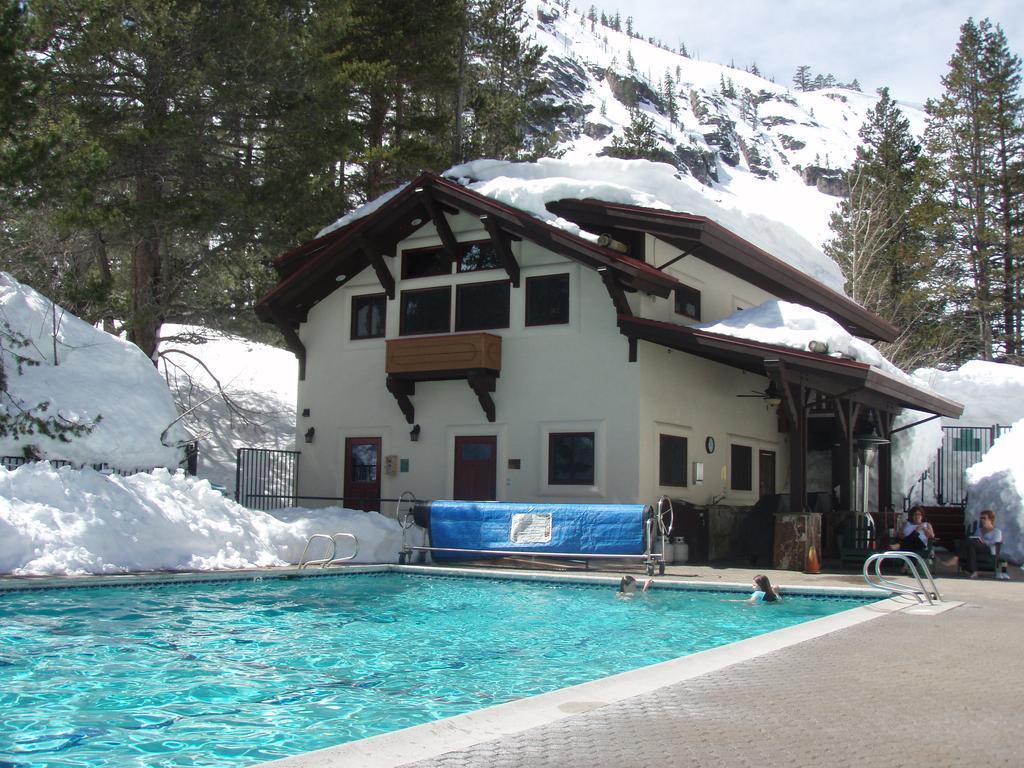 Olympic Village Inn Olympic Valley Olympic Valley  Exterior photo