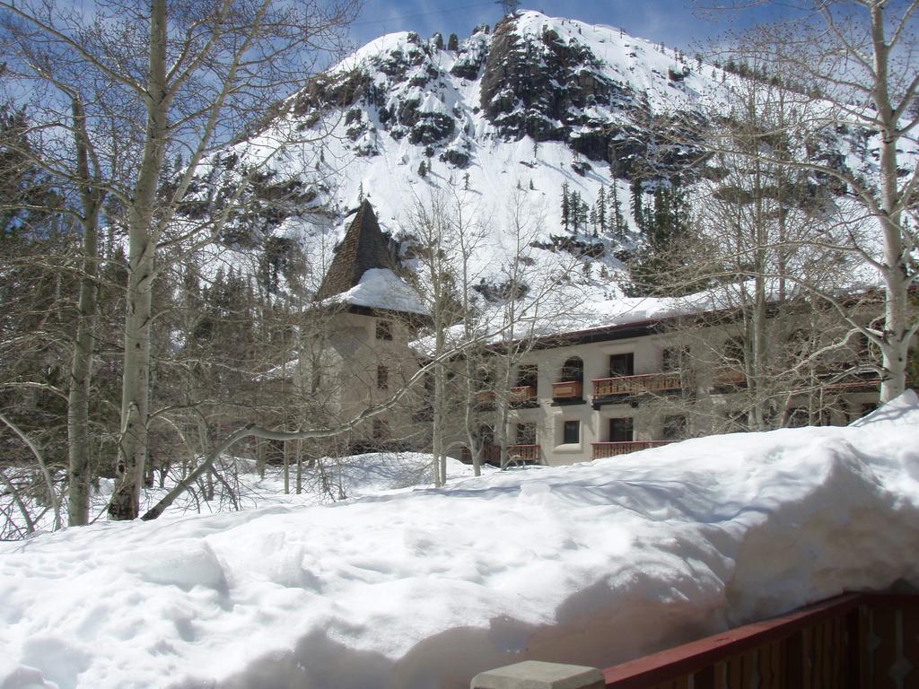 Olympic Village Inn Olympic Valley Olympic Valley  Exterior photo